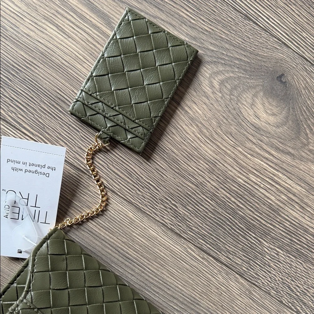 Time and Tru Olive Quilted Wristlet with Gold Accent